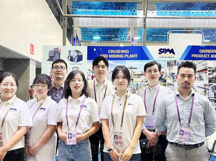 bauma CHINA 2024: từ gian triển lãm triển lãm tới xưởng sản xuất chỉ một chặng xe - ảnh 3
