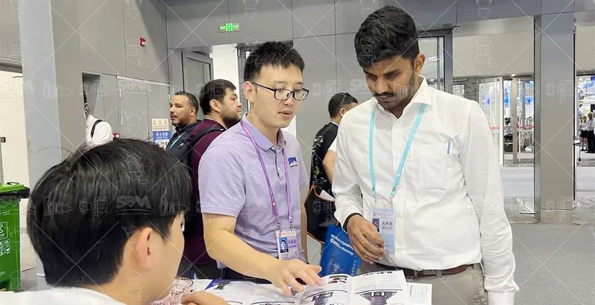 bauma CHINA 2024: từ gian triển lãm triển lãm tới xưởng sản xuất chỉ một chặng xe